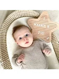 Star letterboard and baby