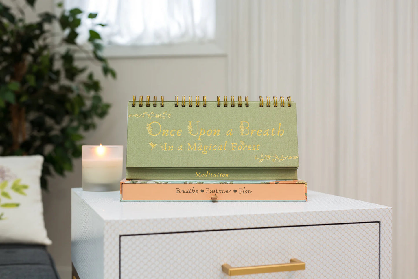 Luxury Unisex New Parents New Baby Gifts, Baby Shower Presents, Corporate New Baby Gifts, In The Box Baby Hampers.