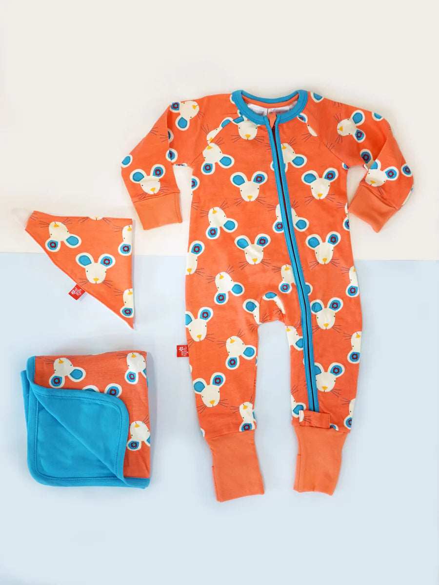 Blade and Rose Maura Mouse zip up sleepssuit with fold over cuffs and matching baby bib and baby blanket.