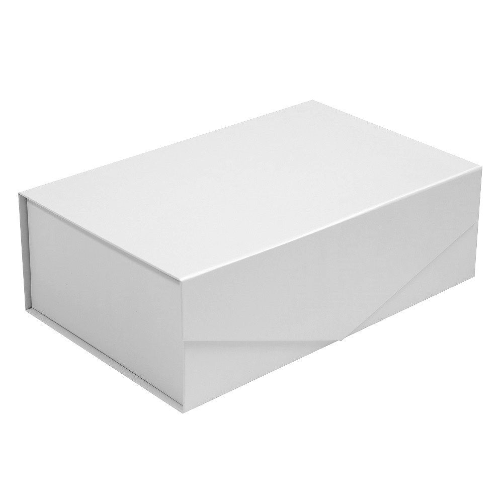 White magnetic baby keepsake box