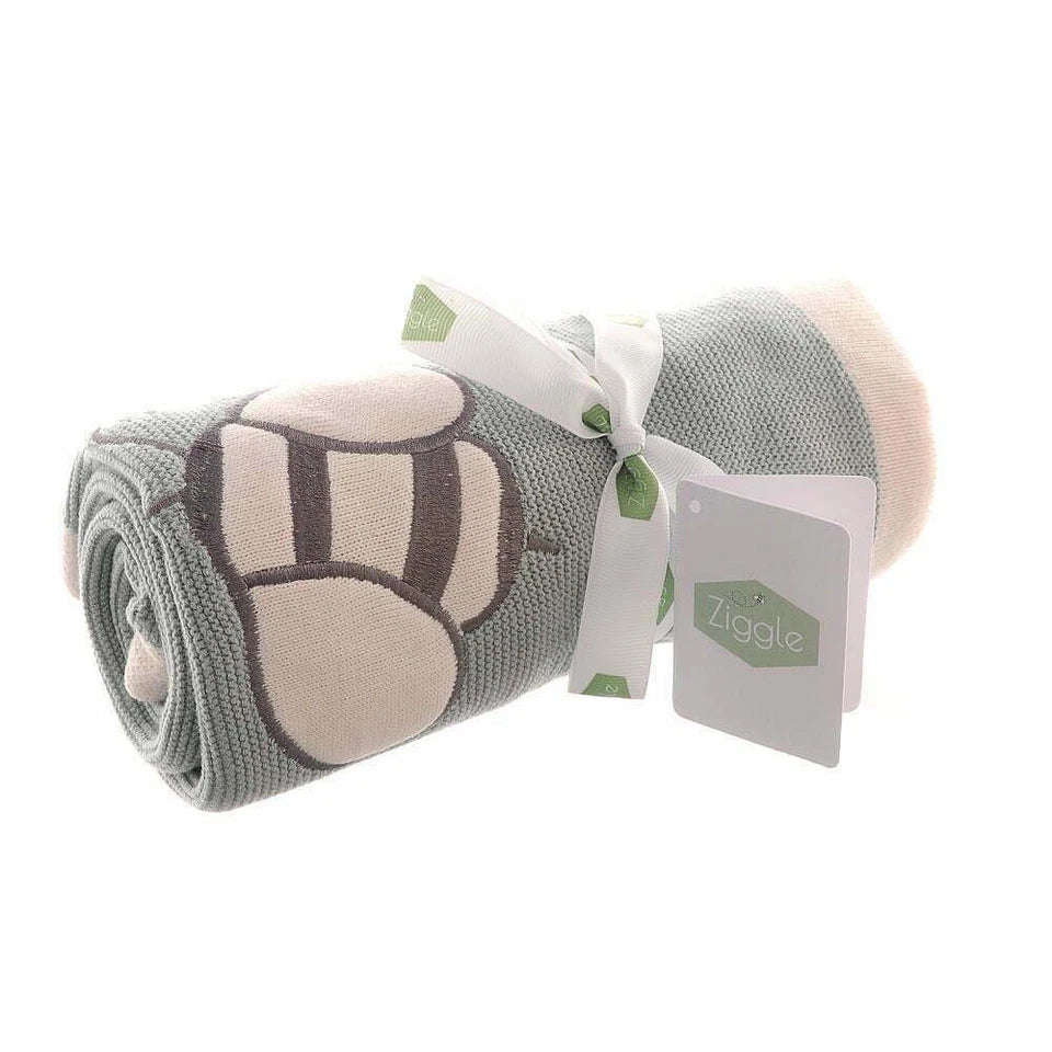New Baby Gifts - Hamper, Baby Sleepsuits, Baby Blanket